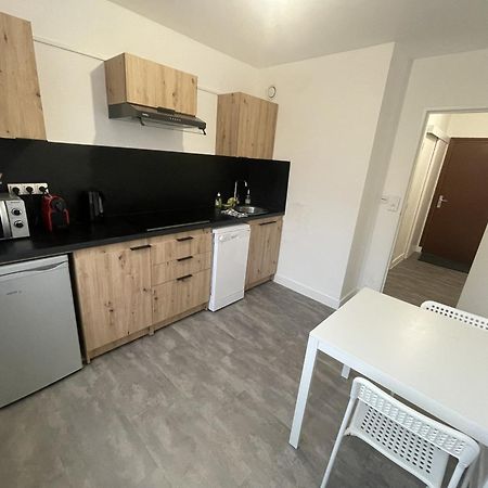 Logement Neuf A Proximite Du Centre Ville Avec Parking Limoges Bagian luar foto
