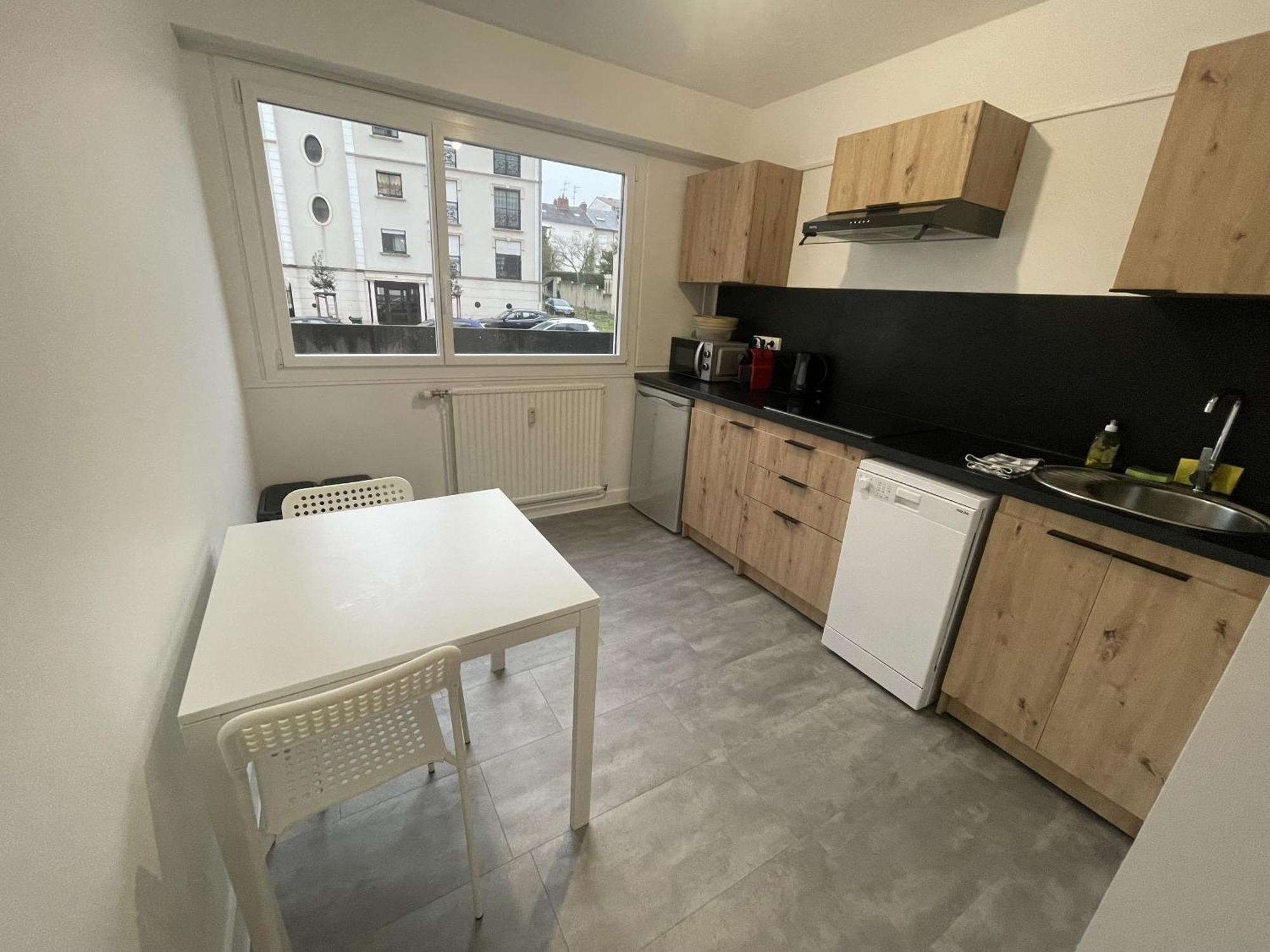 Logement Neuf A Proximite Du Centre Ville Avec Parking Limoges Bagian luar foto